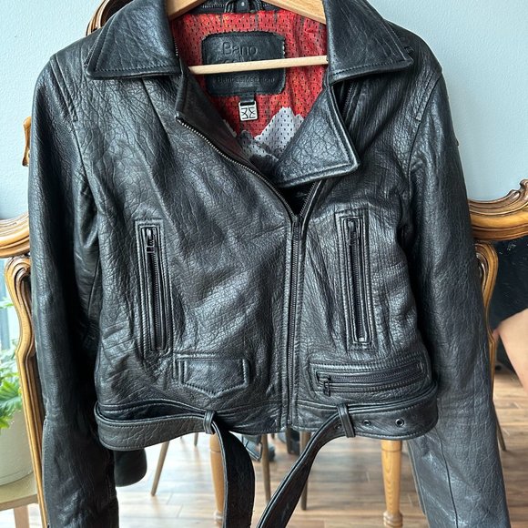 Cropped Motorcycle Black Leather Jacket - Picture 14 of 16